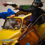 figurama-collectors-lupin-iii-elite-diorama-18-statue-fujiko-jigen-fiat-500