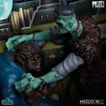mezco-5-points-tower-of-fear-monster-deluxe-set-horror-action-figure