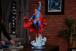sideshow-superman-premium-format-dc-comics-resin-statue