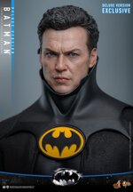 hot-toys-batman-returns-deluxe-exclusive-16-doll-figure