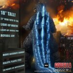 mezco-godzilla-ultimate-action-figure-light-up-sound-85cm