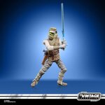hasbro-star-wars-the-empire-strikes-back-luke-skywalker-hoth-the-vintage-collection