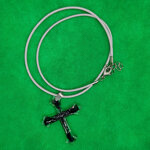 parure-croce-nero-e-trasparente