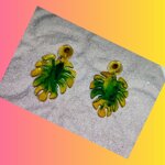 orecchini-a-foglia-gialloverde