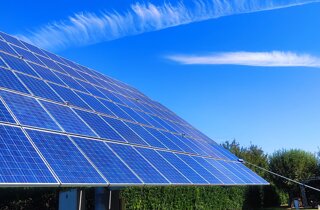 JTdCJTIyZGUlMjIlM0ElMjJTYXViZXJlJTIwU29sYXJhbmxhZ2UlMjBuYWNoJTIwcHJvZmVzc2lvbmVsbGVyJTIwUmVpbmlndW5nJTIyJTJDJTIyZW4lMjIlM0ElMjJDbGVhbiUyMHNvbGFyJTIwcGFuZWwlMjBpbnN0YWxsYXRpb24lMjBhZnRlciUyMHByb2Zlc3Npb25hbCUyMGNsZWFuaW5nJTIyJTJDJTIyaXQlMjIlM0ElMjJDbGVhbiUyMHNvbGFyJTIwcGFuZWwlMjBpbnN0YWxsYXRpb24lMjBhZnRlciUyMHByb2Zlc3Npb25hbCUyMGNsZWFuaW5nJTIyJTJDJTIyZXMlMjIlM0ElMjJJbnN0YWxhY2klQzMlQjNuJTIwZGUlMjBwYW5lbGVzJTIwc29sYXJlcyUyMGxpbXBpYSUyMGRlc3B1JUMzJUE5cyUyMGRlJTIwbGElMjBsaW1waWV6YSUyMHByb2Zlc2lvbmFsJTIyJTJDJTIyZnIlMjIlM0ElMjJJbnN0YWxsYXRpb24lMjBkZSUyMHBhbm5lYXV4JTIwc29sYWlyZXMlMjBwcm9wcmUlMjBhcHIlQzMlQThzJTIwbmV0dG95YWdlJTIwcHJvZmVzc2lvbm5lbCUyMiUyQyUyMnJvJTIyJTNBJTIySW5zdGFsYSVDOCU5QmllJTIwZGUlMjBwYW5vdXJpJTIwc29sYXJlJTIwY3VyJUM0JTgzJUM4JTlCYXQlQzQlODMlMjBkdXAlQzQlODMlMjAlQzMlQUVudHJlJUM4JTlCaW5lcmUlMjBwcm9mZXNpb25hbCVDNCU4MyUyMiU3RA==