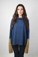 dolcevita-blu-con-polsi-oro