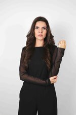 t-shirt-con-maniche-in-tulle