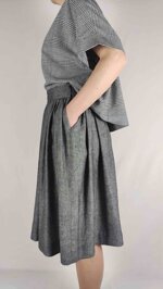 gonna-grigia-arricciata-in-vita