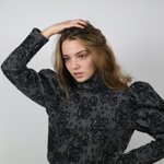 maglia-in-jersey-jacquard-effetto-pizzo