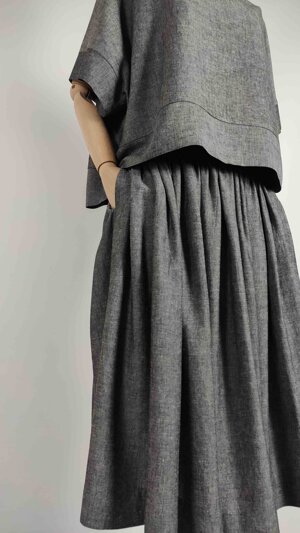 gonna-grigia-arricciata-in-vita