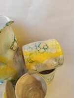 brocca-e-bicchieri-con-decorazione-bolle