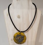 girocollo-girasole-raku-con-anello