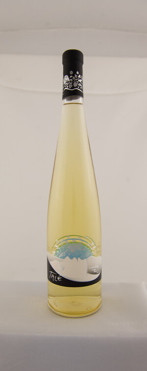 Il Grillo Sicilia Doc Talè, ottenuto da uve Grillo, profumi esotici in una bottiglia estrosa