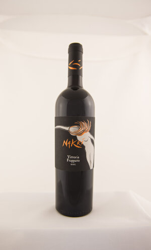 Il Vittoria Frappato Doc Nakrìottenuto da uve Frappato dei nostri vigneti di c.da Senia