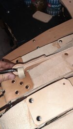 collare-in-cuoio-artigianale