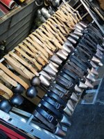 collare-in-cuoio-artigianale-con-campana-per-bovini