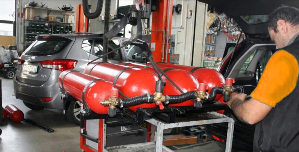 e9392c2d-c7fe-4a9a-a516-6fa3ca12a08a e9392c2d-c7fe-4a9a-a516-6fa3ca12a08a