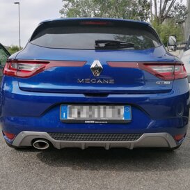 gancio di traino a scomparsa sganciato gancio di traino a scomparsa sganciato