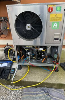 c94cc22e-33f8-4418-a155-9c09557d4659