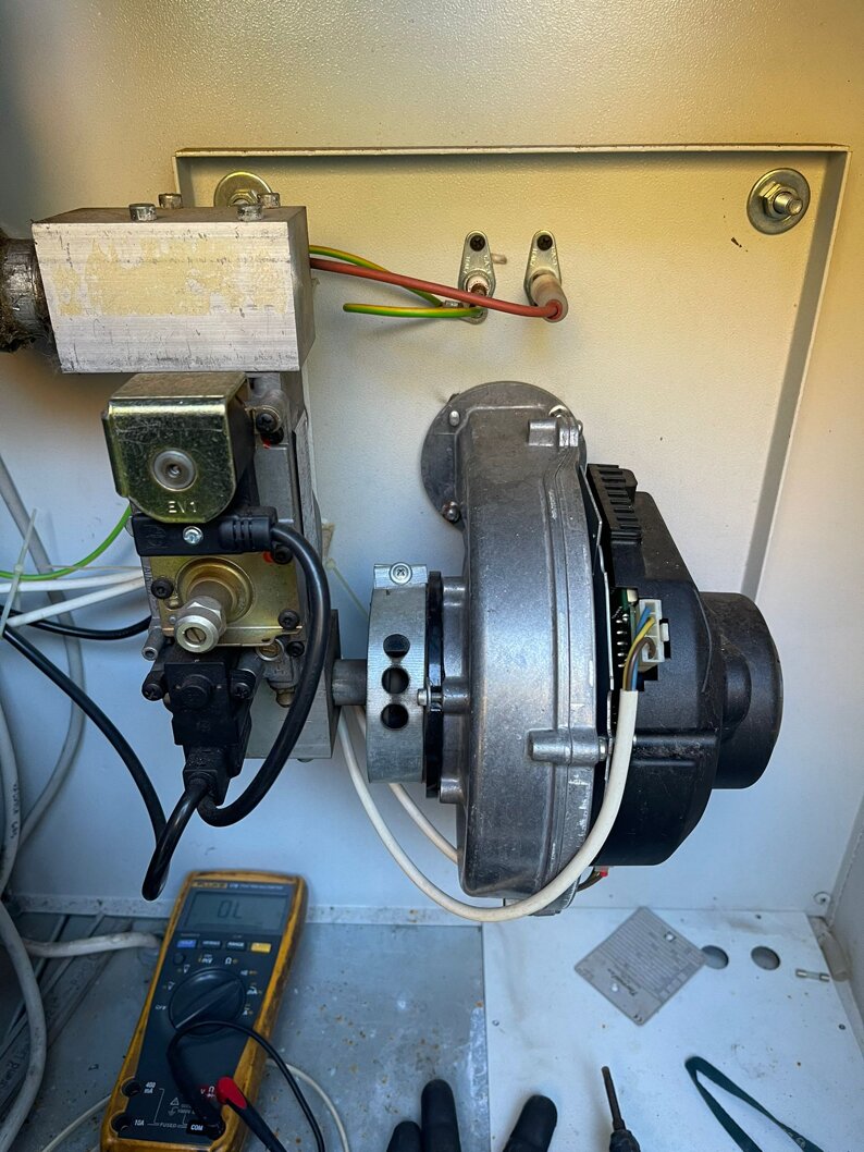 9e564001-d755-4165-9484-868e153afc9e