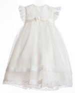 abito-da-battesimo-in-tulle-mano-seta-e-pizzo-chantilly-ricamato