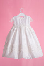 abito-da-battesimo-in-taffeta-con-manica-corta