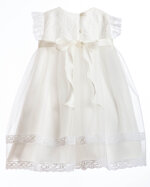 abito-da-battesimo-in-tulle-mano-seta-e-pizzo-chantilly-ricamato