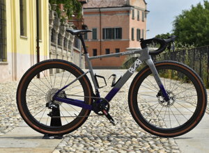 veloce%20grigio%20viola_1311.jpeg veloce%20grigio%20viola_1311.jpeg