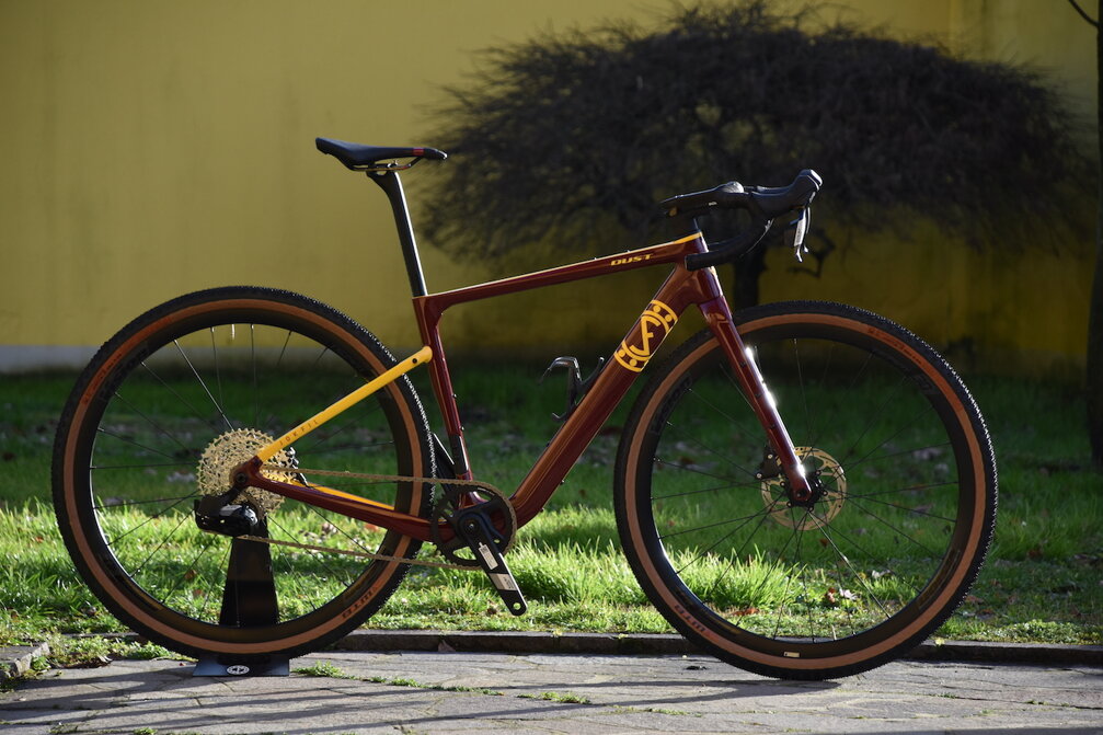 Jokfil Dust + Vision Jokfil Dust + Vision