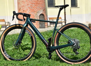 veloce%20verde%20opaca_0532.jpeg veloce%20verde%20opaca_0532.jpeg