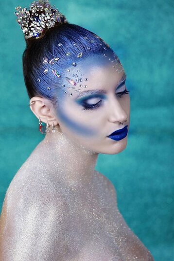 6fc13f56-7e67-40f6-8cba-d74fd90a0b0f