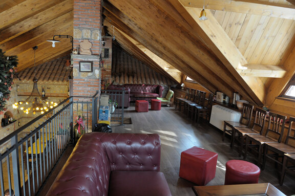 a5b8f0c0-3f76-4978-8d68-42ba35e48320