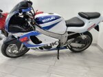 suzuki-gsx-600-srad