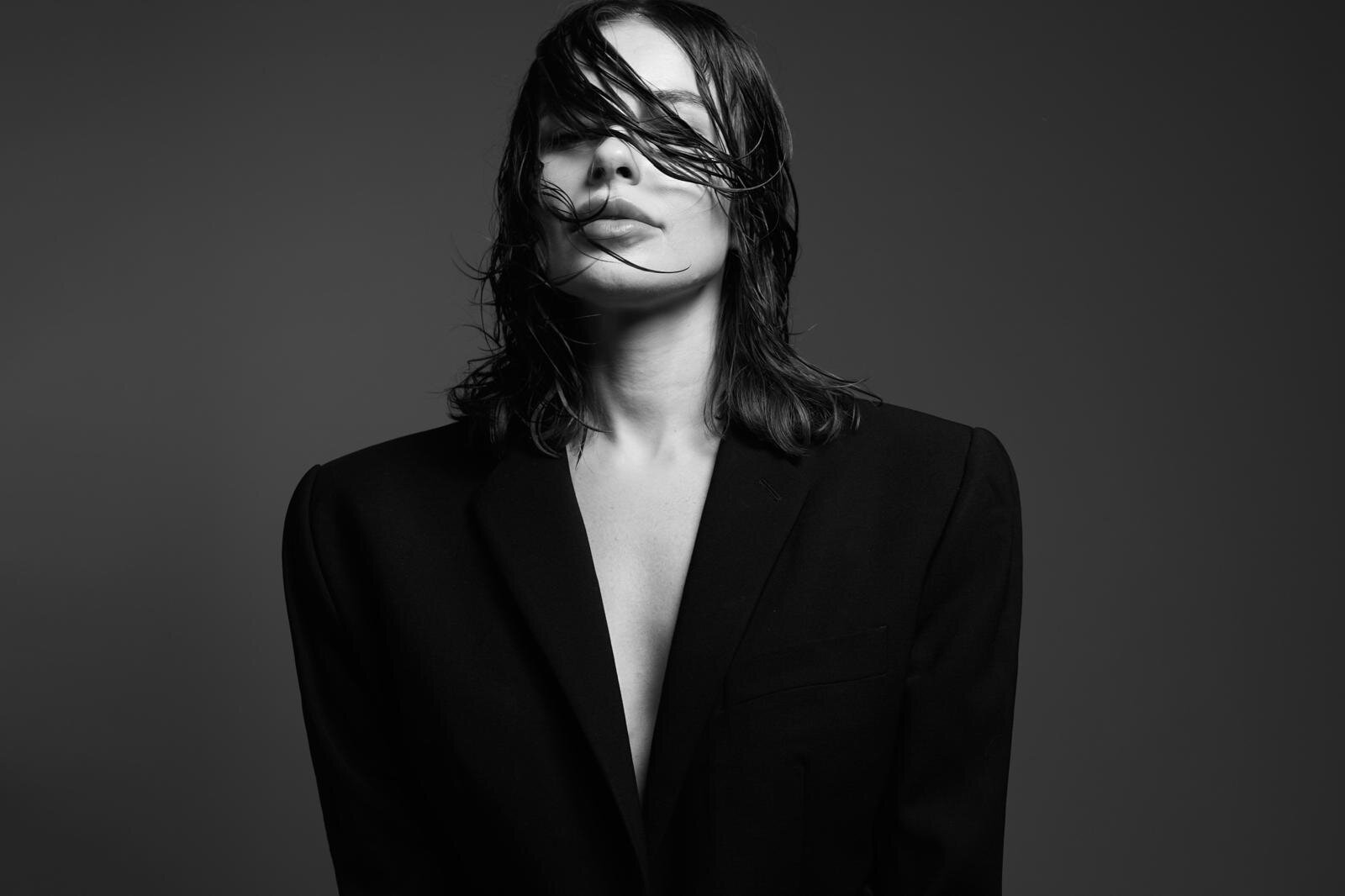 Intensa, moderna, internazionale: Anfisa Letyago approda al Coachella, festival cult della musica mondiale