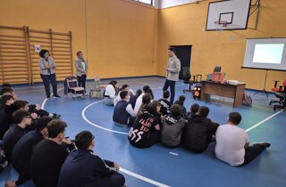 JTdCJTIyaXQlMjIlM0ElMjJhbHQlM0QlNUMlMjJMdWlnaSUyMFplbm8lMjBhbGwlRTIlODAlOTlldmVudG8lMjBQYXVzYSUyMENhZmYlQzMlQTglMjBjb250cm8lMjBpbCUyMEJ1bGxpc21vJTIwcHJvbW9zc28lMjBkYSUyMERhZ2FsJTIwQ3JlYXRpb25zJTIwQVBTJTJDJTIwcHJlc2VudGF0byUyMGRhJTIwRGFuaWVsYSUyMERlbCUyMFByZXRlJTIwY29tZSUyMFVmZmljaW8lMjBTdGFtcGElNUMlMjIlMjIlN0Q= JTdCJTIyaXQlMjIlM0ElMjJhbHQlM0QlNUMlMjJMdWlnaSUyMFplbm8lMjBhbGwlRTIlODAlOTlldmVudG8lMjBQYXVzYSUyMENhZmYlQzMlQTglMjBjb250cm8lMjBpbCUyMEJ1bGxpc21vJTIwcHJvbW9zc28lMjBkYSUyMERhZ2FsJTIwQ3JlYXRpb25zJTIwQVBTJTJDJTIwcHJlc2VudGF0byUyMGRhJTIwRGFuaWVsYSUyMERlbCUyMFByZXRlJTIwY29tZSUyMFVmZmljaW8lMjBTdGFtcGElNUMlMjIlMjIlN0Q=