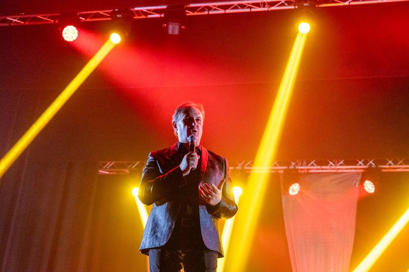 Il Maestro Carlo Morelli in scena al Politeama con “Perché la Musica, tra suono e parole”