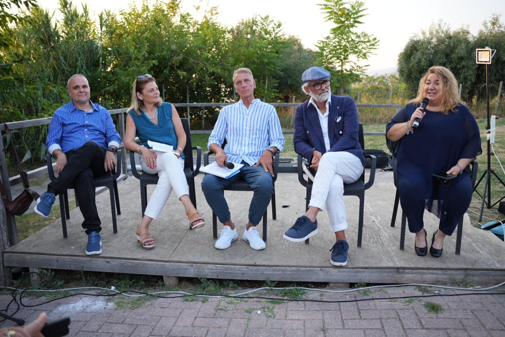 Presentazione del romanzo Il mercante di seta nera di Antonio Centomani: successo di pubblico a Longobardi Marina