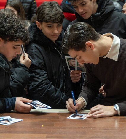 JTdCJTIyaXQlMjIlM0ElMjJhbHQlM0QlNUMlMjJMdWlnaSUyMFplbm8lMjBhbGwlRTIlODAlOTlldmVudG8lMjBQYXVzYSUyMENhZmYlQzMlQTglMjBjb250cm8lMjBpbCUyMEJ1bGxpc21vJTIwcHJvbW9zc28lMjBkYSUyMERhZ2FsJTIwQ3JlYXRpb25zJTIwQVBTJTJDJTIwcHJlc2VudGF0byUyMGRhJTIwRGFuaWVsYSUyMERlbCUyMFByZXRlJTIwY29tZSUyMFVmZmljaW8lMjBTdGFtcGElNUMlMjIlMjIlN0Q= JTdCJTIyaXQlMjIlM0ElMjJhbHQlM0QlNUMlMjJMdWlnaSUyMFplbm8lMjBhbGwlRTIlODAlOTlldmVudG8lMjBQYXVzYSUyMENhZmYlQzMlQTglMjBjb250cm8lMjBpbCUyMEJ1bGxpc21vJTIwcHJvbW9zc28lMjBkYSUyMERhZ2FsJTIwQ3JlYXRpb25zJTIwQVBTJTJDJTIwcHJlc2VudGF0byUyMGRhJTIwRGFuaWVsYSUyMERlbCUyMFByZXRlJTIwY29tZSUyMFVmZmljaW8lMjBTdGFtcGElNUMlMjIlMjIlN0Q=