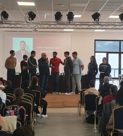 JTdCJTIyaXQlMjIlM0ElMjJhbHQlM0QlNUMlMjJMdWlnaSUyMFplbm8lMjBhbGwlRTIlODAlOTlldmVudG8lMjBQYXVzYSUyMENhZmYlQzMlQTglMjBjb250cm8lMjBpbCUyMEJ1bGxpc21vJTIwcHJvbW9zc28lMjBkYSUyMERhZ2FsJTIwQ3JlYXRpb25zJTIwQVBTJTJDJTIwcHJlc2VudGF0byUyMGRhJTIwRGFuaWVsYSUyMERlbCUyMFByZXRlJTIwY29tZSUyMFVmZmljaW8lMjBTdGFtcGElNUMlMjIlMjIlN0Q= JTdCJTIyaXQlMjIlM0ElMjJhbHQlM0QlNUMlMjJMdWlnaSUyMFplbm8lMjBhbGwlRTIlODAlOTlldmVudG8lMjBQYXVzYSUyMENhZmYlQzMlQTglMjBjb250cm8lMjBpbCUyMEJ1bGxpc21vJTIwcHJvbW9zc28lMjBkYSUyMERhZ2FsJTIwQ3JlYXRpb25zJTIwQVBTJTJDJTIwcHJlc2VudGF0byUyMGRhJTIwRGFuaWVsYSUyMERlbCUyMFByZXRlJTIwY29tZSUyMFVmZmljaW8lMjBTdGFtcGElNUMlMjIlMjIlN0Q=