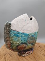 vaso-pesce-con-squame-oro-e-argento-ceramica-raku-20x17x8