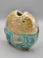vaso-pesce-con-squame-oro-e-argento-ceramica-raku-13x14x5