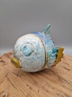pesce-palla-crestato-scultura-in-ceramica-raku-18x13x16