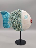 pesce-tropicale-onde-di-luce-scultura-in-ceramica-raku-22x16x5