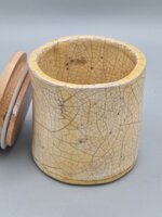 contenitore-in-ceramica-raku-con-coperchio-in-legno-naturale-8x8