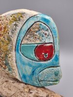 pesce-tropicale-azzurro-in-ceramica-raku-su-legno-delle-cinque-terre-ceramica-raku-16x13x1