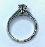 anello-solitario-con-diamante