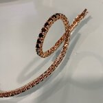 bracciale-tennis-in-oro-rosa-e-diamanti-neri