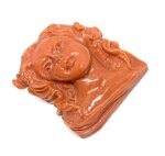 viso-di-donna-su-corallo