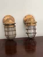 lampade-da-parete-provenienti-da-transatlantico-dei-primi-del-900