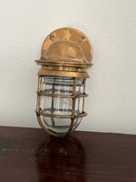 lampade-da-parete-provenienti-da-transatlantico-dei-primi-del-900